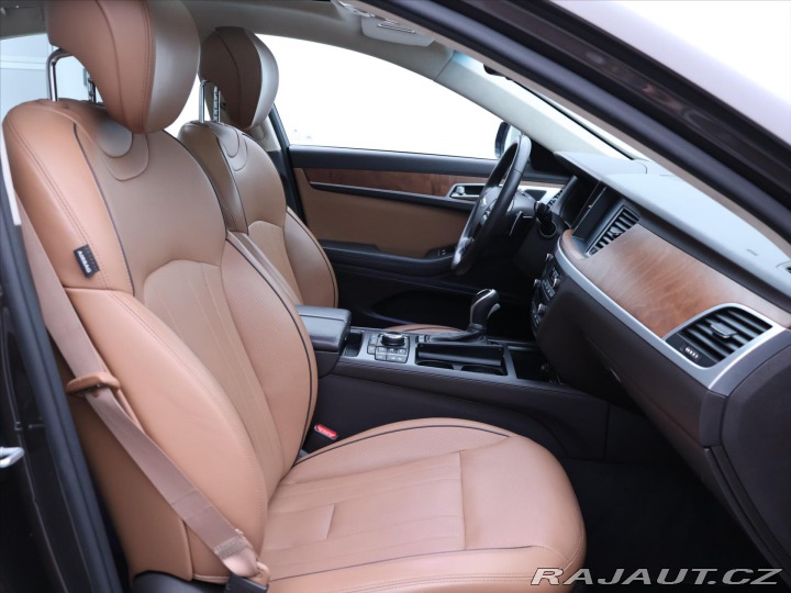 Hyundai Genesis 3,8 GDI 232kW CZ DPH 2017