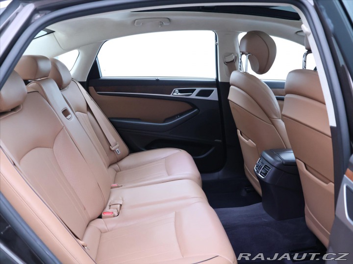 Hyundai Genesis 3,8 GDI 232kW CZ DPH 2017