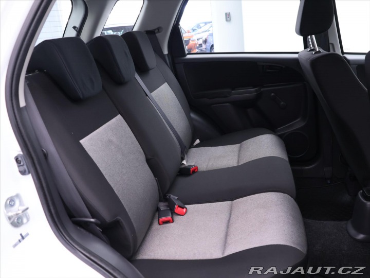 Fiat Sedici 1,6 i 88kW 4x4 88kW AC 2012