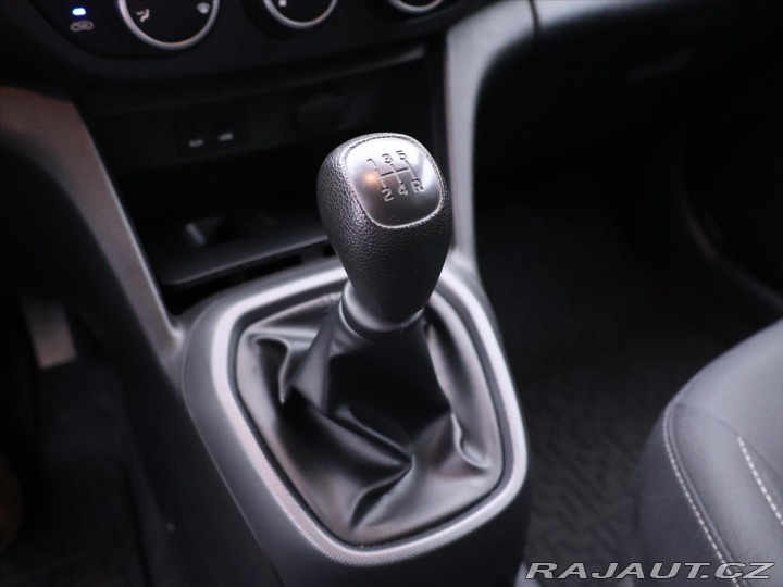 Hyundai i10 1,0 i 49kW CZ Klima Serv. 2019