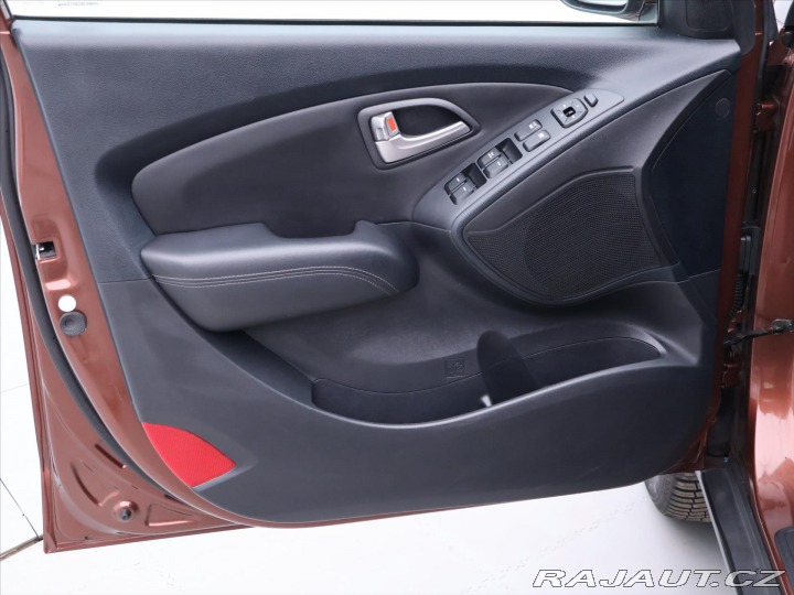 Hyundai ix35 1,6 GDI 99KW TRIKOLOR KLI 2012