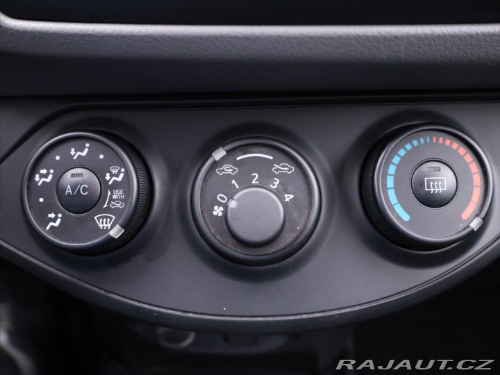 Toyota Yaris 1,0 VVT-i 51kW Entry Serv 2014