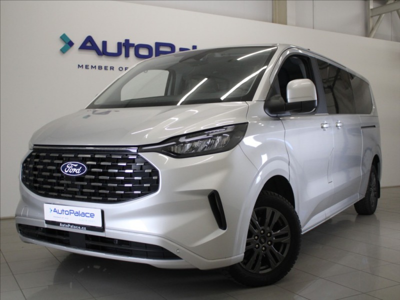 Ford Tourneo Custom 2,0 EB AT L2 Titan.X 8-mí