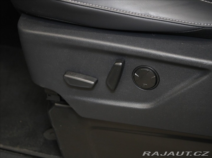 Ford Tourneo Custom 2,0 EB AT L2 Titan.X 8-mí 2024