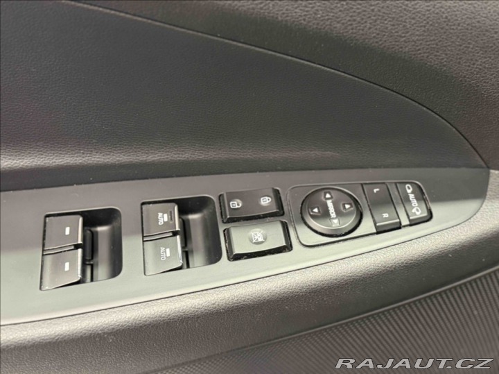 Hyundai Tucson 1,6 T-GDI TRIKOLOR 1.MAJI 2019