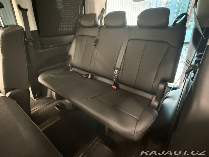 Hyundai Staria 2,2 CRDI PREMIUM LUXURY P 2024