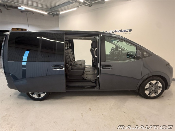 Hyundai Staria 2,2 CRDI PREMIUM LUXURY P 2024