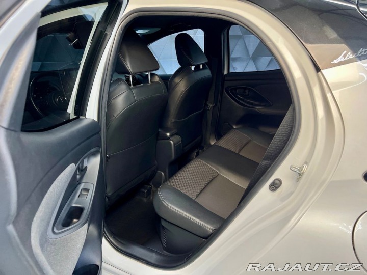 Toyota Yaris 1.5 Hybrid e-CVT, SELECTI 2020