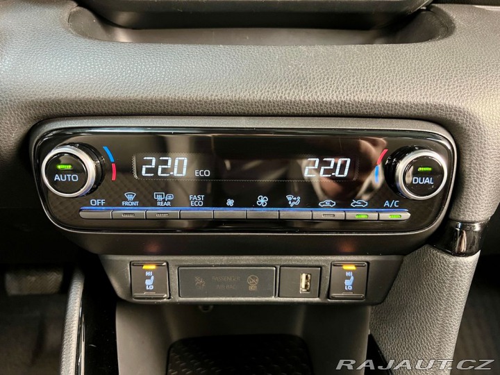 Toyota Yaris 1.5 Hybrid e-CVT, SELECTI 2020