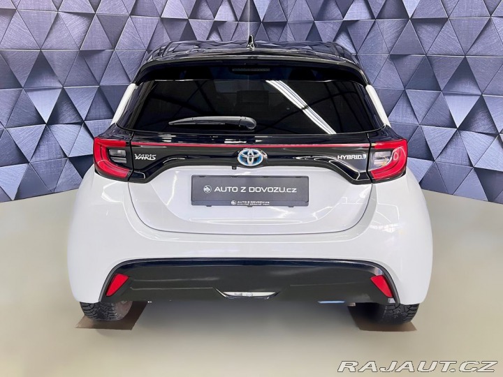 Toyota Yaris 1.5 Hybrid e-CVT, SELECTI 2020