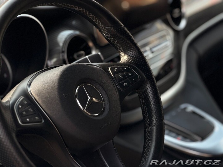 Mercedes-Benz V 2,5   d XL, 2020, 7+1, PP 2020