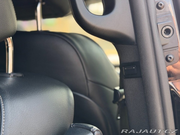 Mercedes-Benz V 2,5   d XL, 2020, 7+1, PP 2020