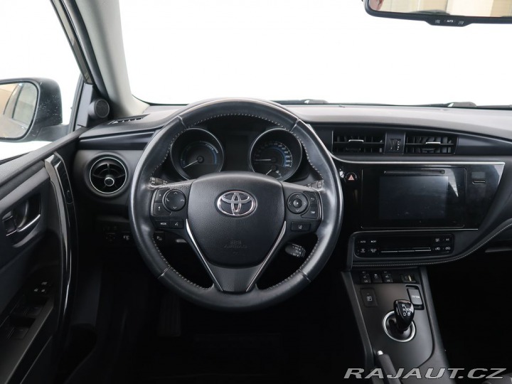 Toyota Auris 1.8Hybrid,CVT,CZ,ActiveTr 2018