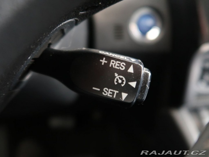 Toyota Auris 1.8Hybrid,CVT,CZ,ActiveTr 2018