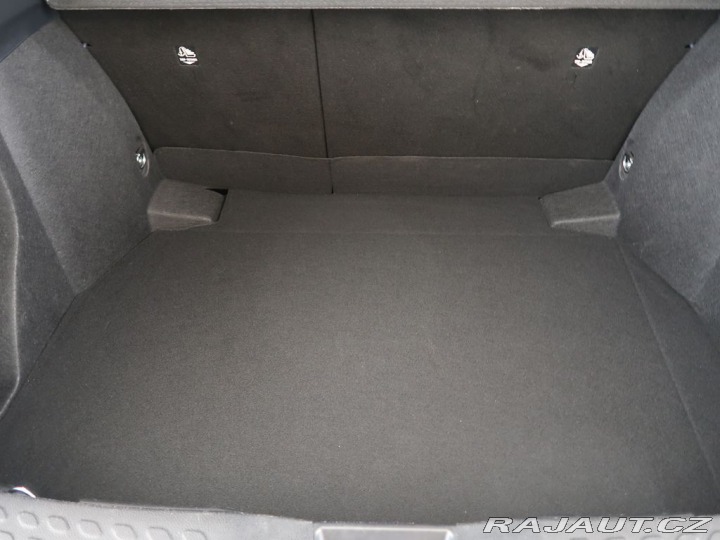 Toyota C-HR 1.8Hybrid,CZ,1Maj,Style 2023