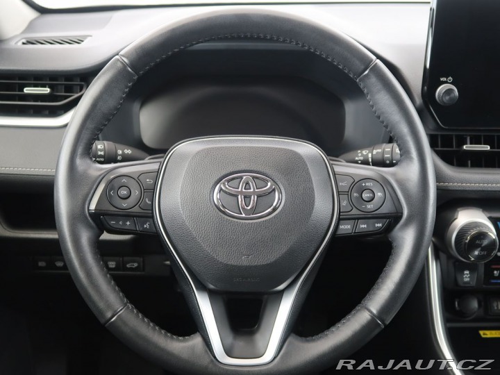 Toyota RAV4 2.5Hybrid,CZ,DPH,Exekutiv 2023