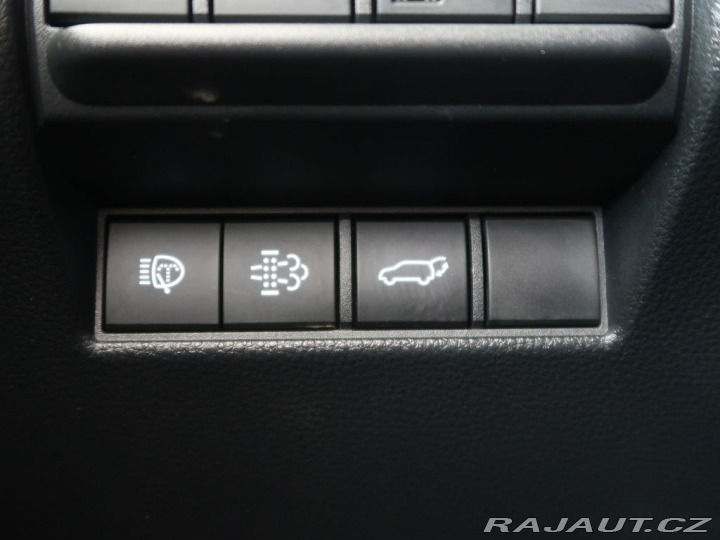 Toyota Land Cruiser 2.8D-4D,CZ,1Maj,Invincibl 2024