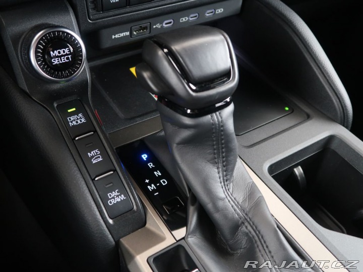 Toyota Land Cruiser 2.8D-4D,CZ,1Maj,Invincibl 2024