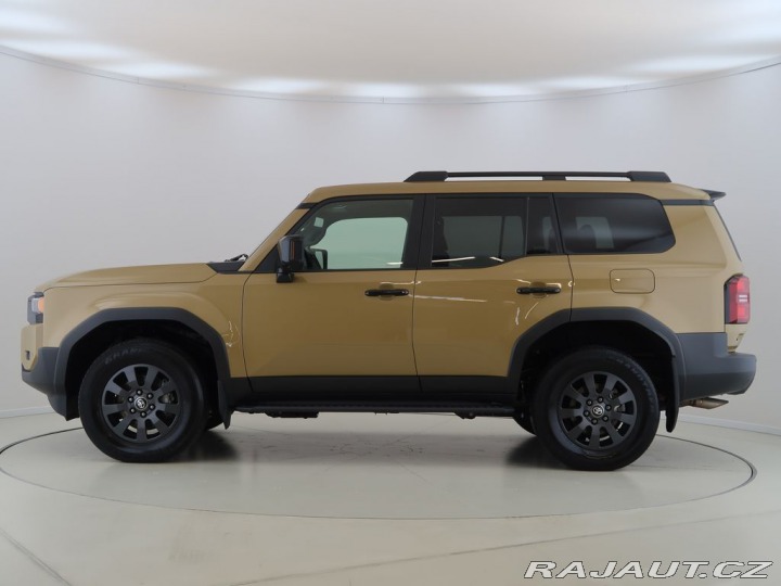 Toyota Land Cruiser 2.8D-4D,CZ,1Maj,Invincibl 2024