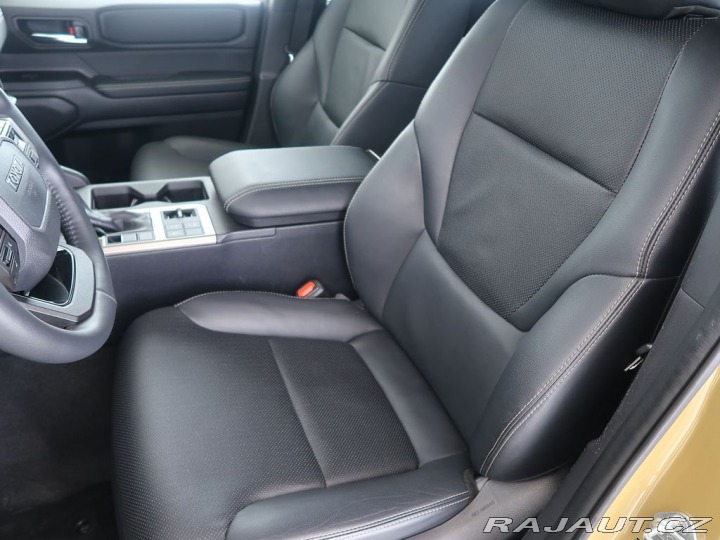 Toyota Land Cruiser 2.8D-4D,CZ,1Maj,Invincibl 2024