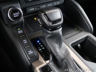 Toyota Land Cruiser 2.8D-4D,CZ,1Maj,Invincibl 2024