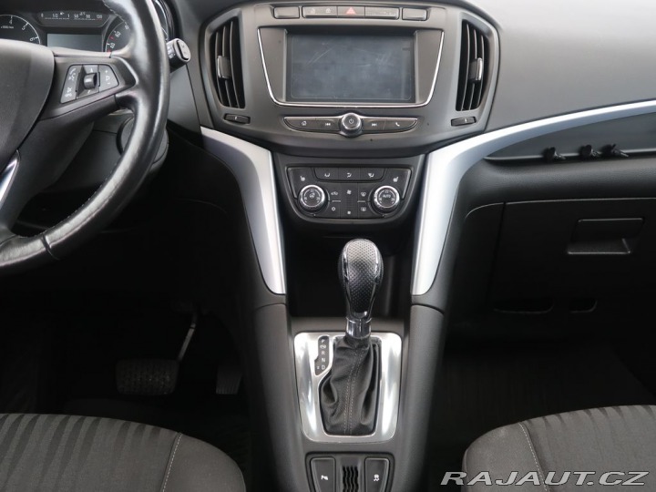 Opel Zafira 1.6Turbo,AT,CZ,Tourer 1800