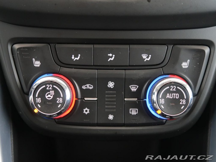 Opel Zafira 1.6Turbo,AT,CZ,Tourer 1800