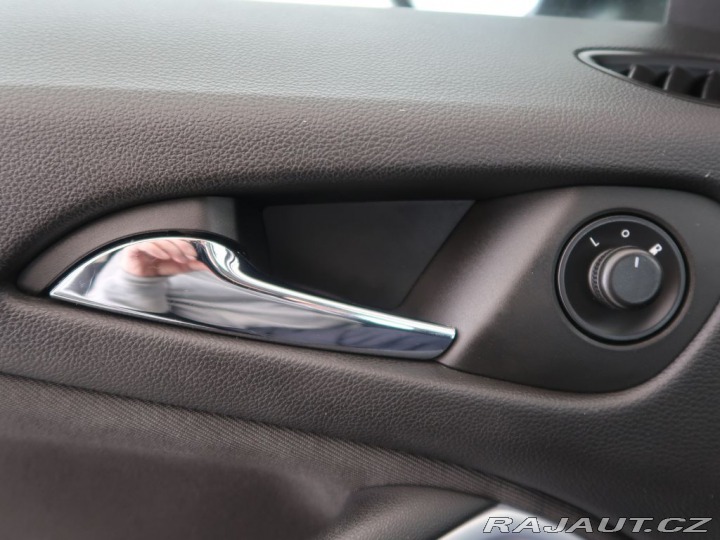 Opel Zafira 1.6Turbo,AT,CZ,Tourer 1800