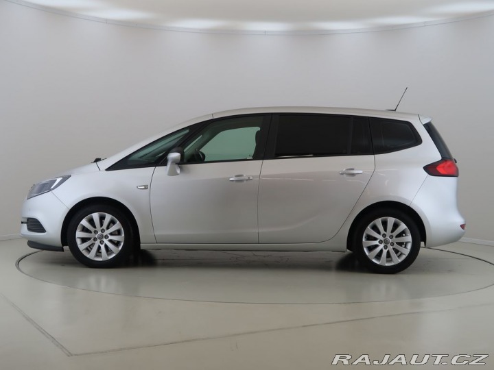 Opel Zafira 1.6Turbo,AT,CZ,Tourer 1800