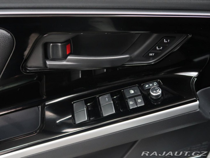 Subaru Solterra EXECUTIVE 4X4. Služební v 2024