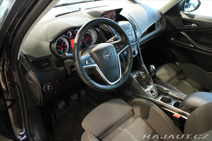 Opel Zafira Tourer CDTi 7Míst Busines 2016