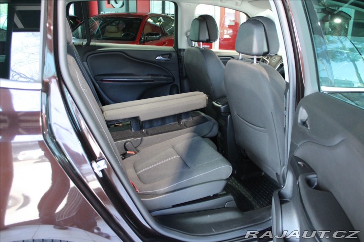Opel Zafira Tourer CDTi 7Míst Busines 2016
