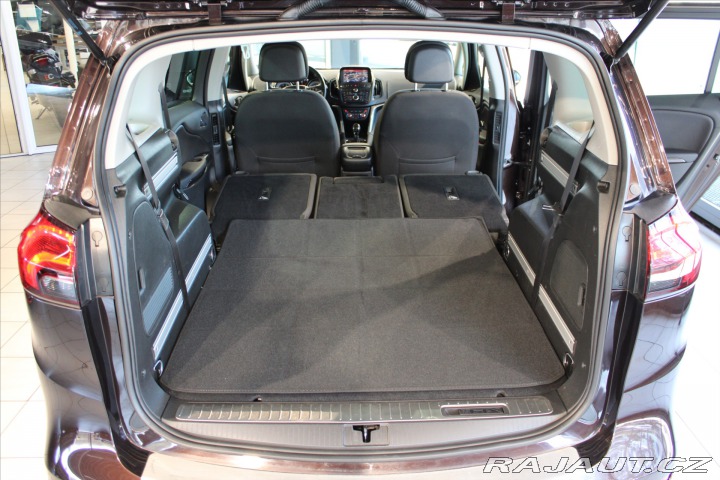 Opel Zafira Tourer CDTi 7Míst Busines 2016