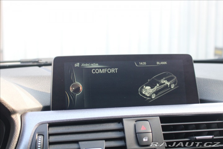 BMW 3 320d 140kW SPORTLINE+ZÁRU 2015