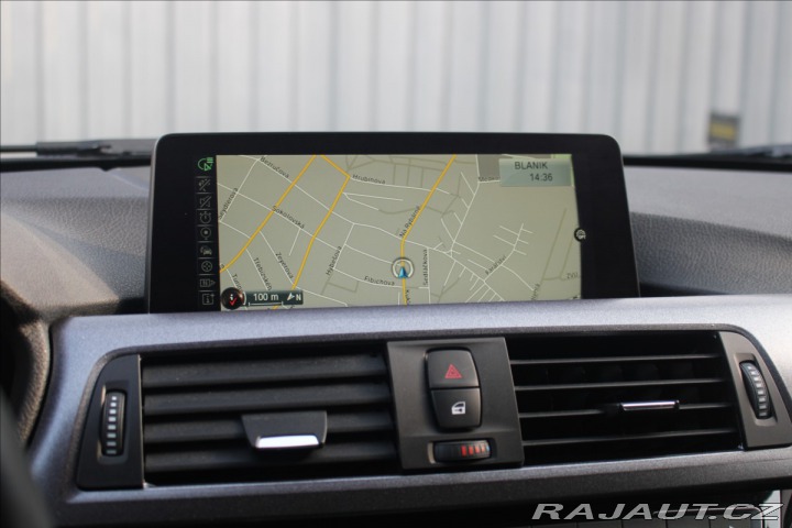 BMW 3 320d 140kW SPORTLINE+ZÁRU 2015