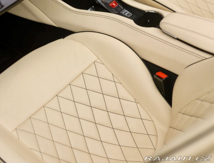 Ferrari Ostatní modely California T  3.9 V8 , Kamera, komplet 2016