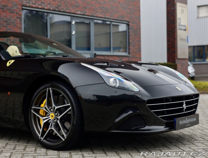 Ferrari Ostatní modely California T  3.9 V8 , Kamera, komplet 2016