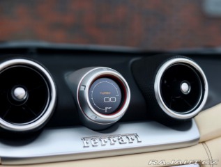 Ferrari Ostatní modely California T  3.9 V8 , Kamera, komplet 2016
