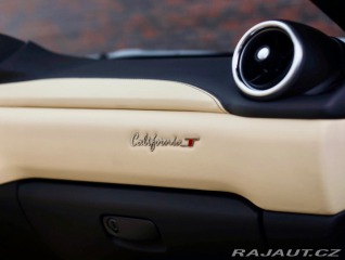 Ferrari Ostatní modely California T  3.9 V8 , Kamera, komplet 2016