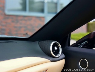 Ferrari Ostatní modely California T  3.9 V8 , Kamera, komplet 2016