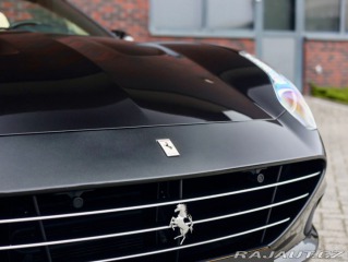 Ferrari Ostatní modely California T  3.9 V8 , Kamera, komplet 2016