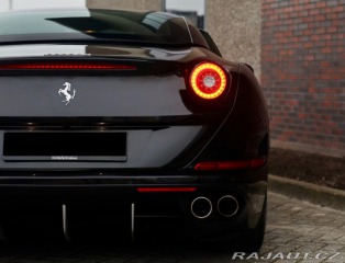 Ferrari Ostatní modely California T  3.9 V8 , Kamera, komplet 2016