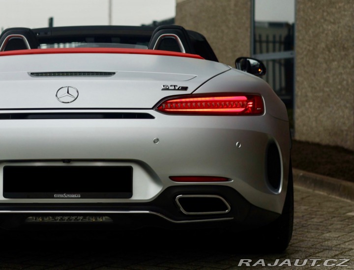Mercedes-Benz AMG GT Mercedes- roadster C A/T 2017