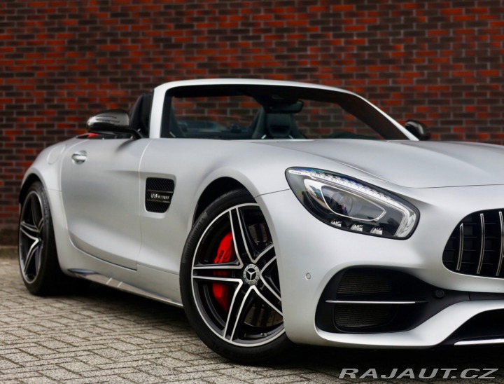 Mercedes-Benz AMG GT Mercedes- roadster C A/T 2017