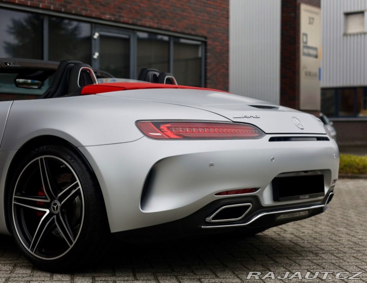 Mercedes-Benz AMG GT Mercedes- roadster C A/T 2017