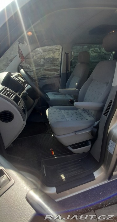 Volkswagen Caravelle  2008