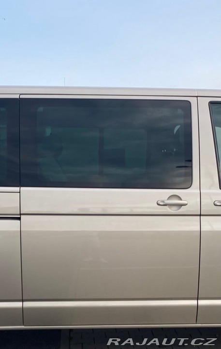 Volkswagen Caravelle  2008