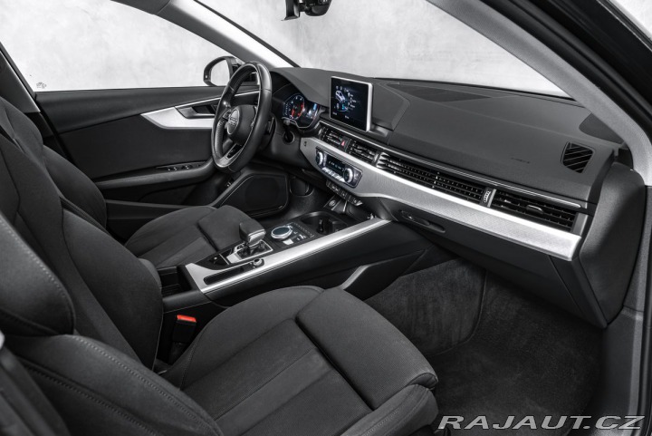 Audi A4 Avant 2,0TDI Sport Navi 2018