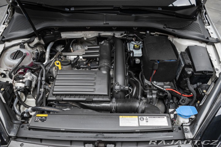 Volkswagen Golf 1.4 TGI 81kW *PO ROZVODEC 2016