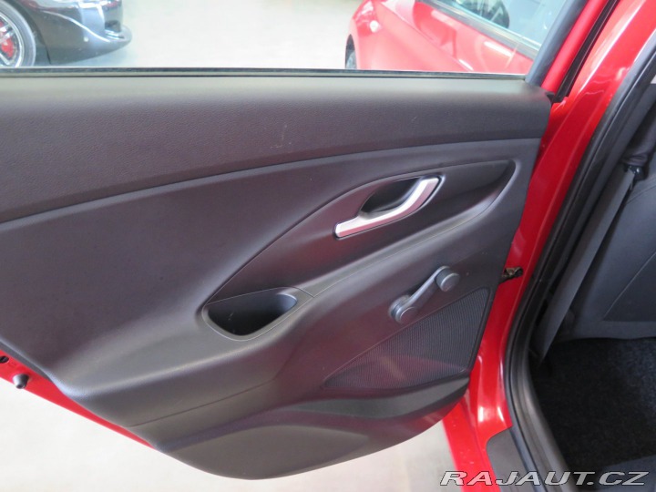 Hyundai i30 1.4CVVT,klima,servis,asis 2017